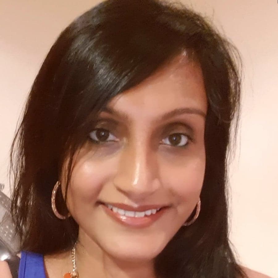 Thivya, sober coach